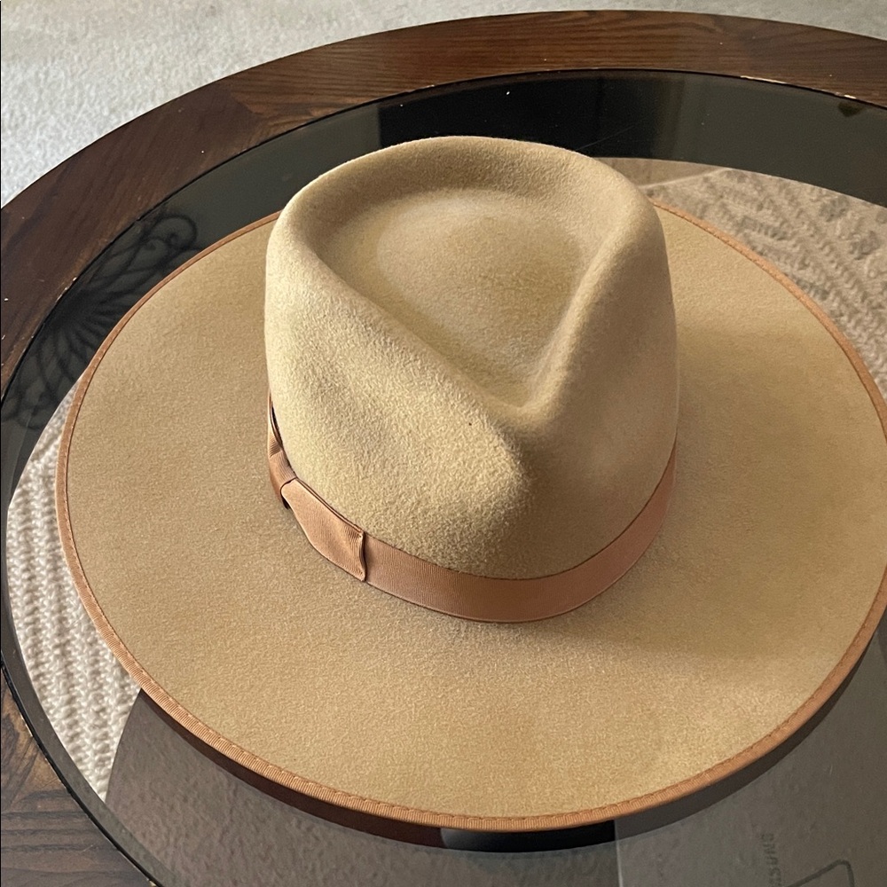 Lack Of Color team color fedora hat in great condition!